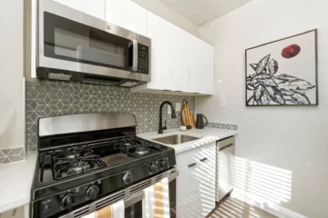 A newly renovated and staged studio kitchen